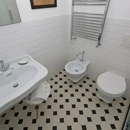 Apartamento Salita Plinio 1 *